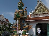 P1040035  Gardien Yakska (démon) à l'entrée de la porte est (hall d'ordination)