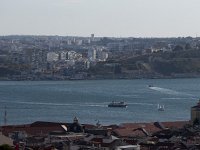 Les deux rives du Tage (au 1er plan Lisbonne, au fond Almada