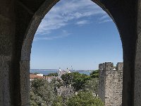 Vue sur le monastère Sao Vicente da Fora à travers les remparts