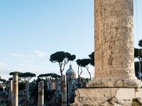 Base de la colonne de Trajan devant la basilique Ulpia