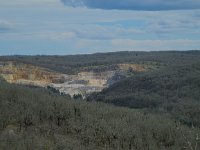 Paysage du Causse et carrière de pierre