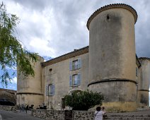 Le château municipal (Château de Joseph Rafélis, seigneur de Tourtour)  Construit au XVIème siècle. Acheté par la commune en 1952
