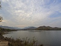 Retenue d'eau artificielle du côté de Ranakpur