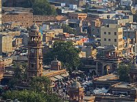 La tour de l'horloge et la place du marché (Sadar market)