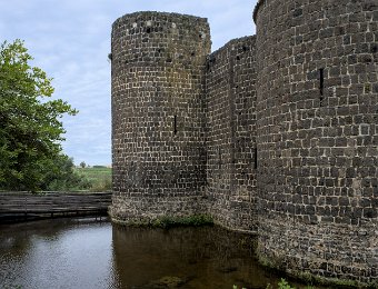 Douves du château d'Abbadia