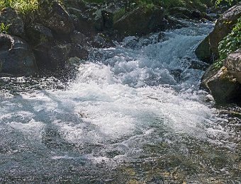 Oriège (Orlu - Ariège)  Fuji XT3 - F5.6 - 1/1250- 42mm - 160 ISO : Oriège, torrent, ariège