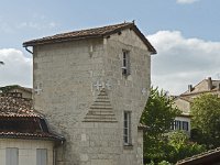 Tour des Apôtres  Tour carrée à base hexagonale