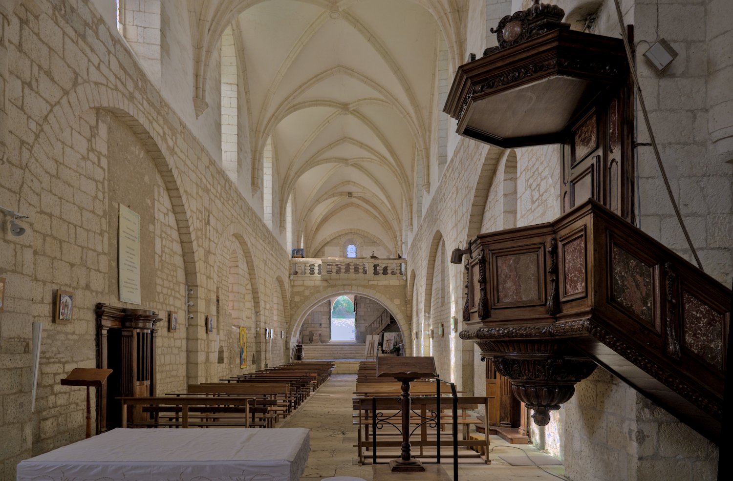 Eglise abbatiale - La chaire