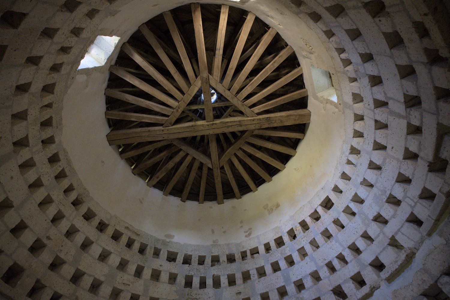 Charpente du pigeonnier