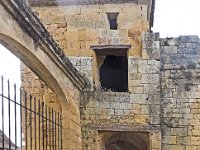 Entrée sud du cloître
