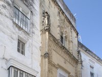 Palais du comte de l'Aguila  Ce palais est considéré comme un joyau du XVe siècle grâce à son style, qui mélange le gothique tardif avec la tradition mudéjar.