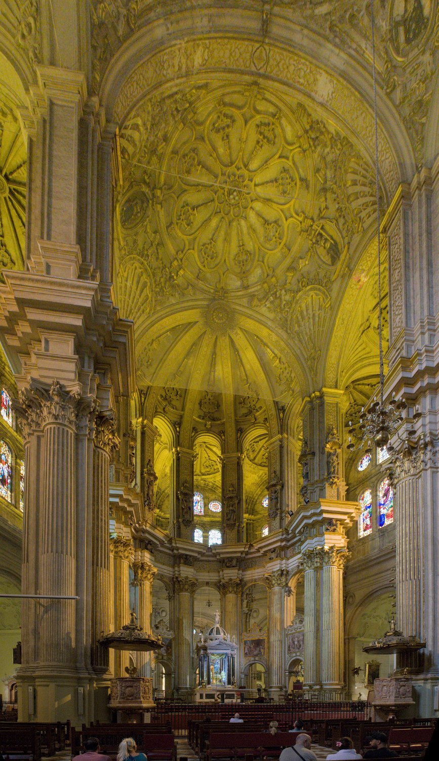 La nef et la chapelle prinipale