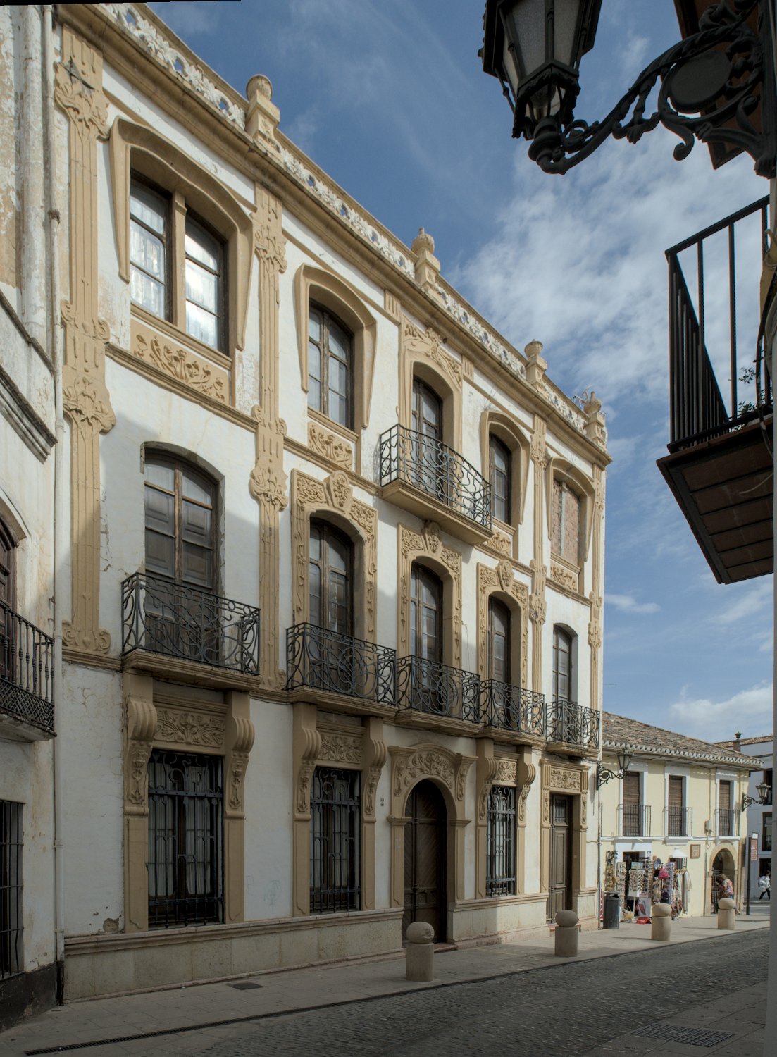 Palais de Mondragòn