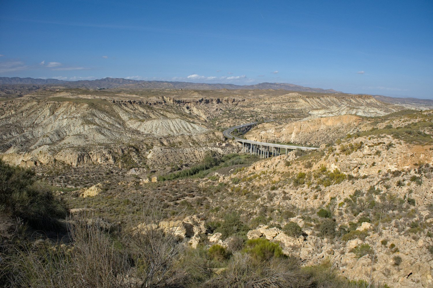 Désert de Tabernas - Passage de l'autoroute