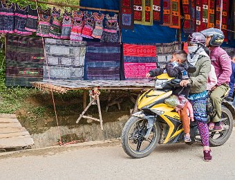 On vient au marché en famille